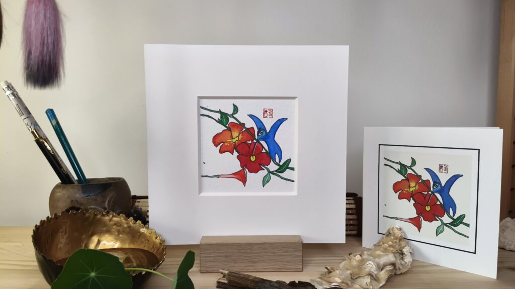 boART Kunstwerk „delicious“ mit Colibri und Primärfarben dekorativ im Raum
